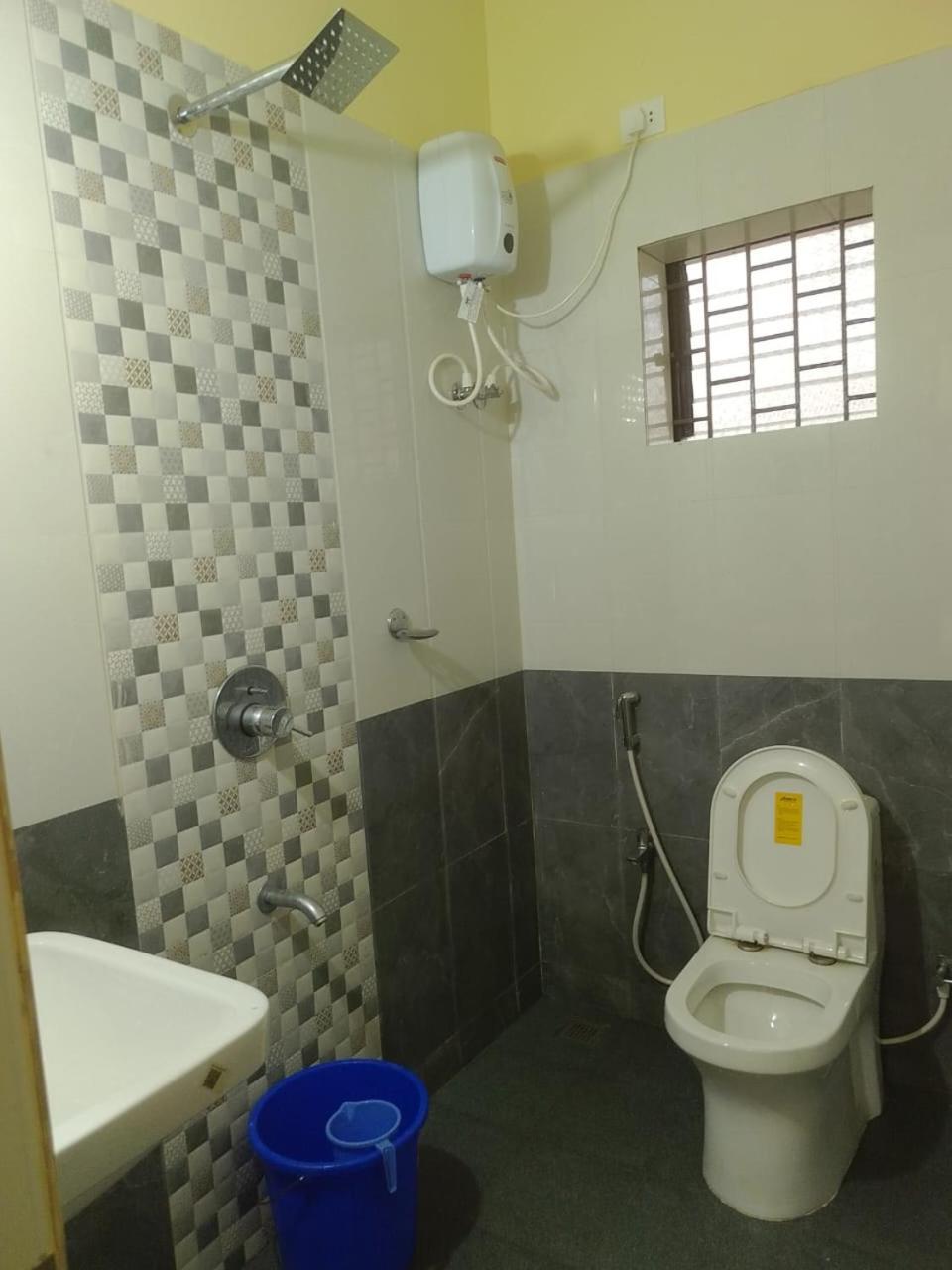 One Love Guest House Morjim Buitenkant foto