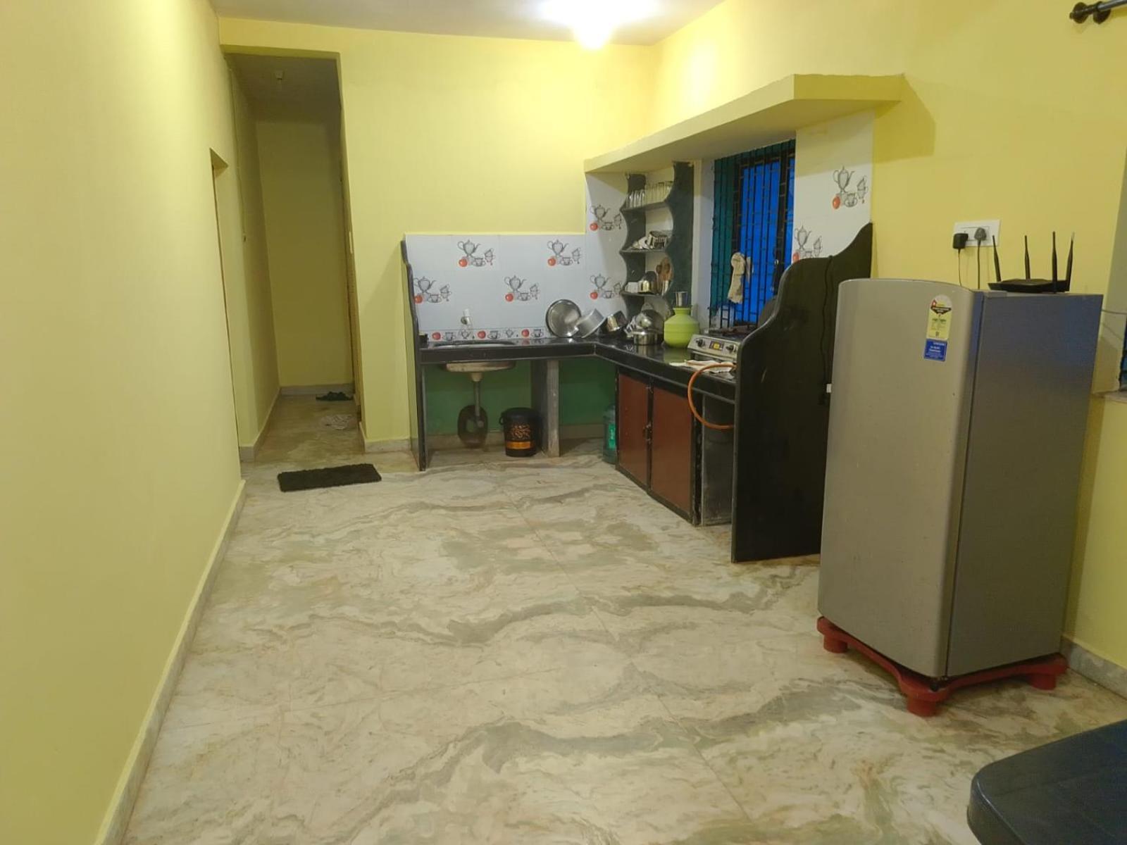One Love Guest House Morjim Buitenkant foto