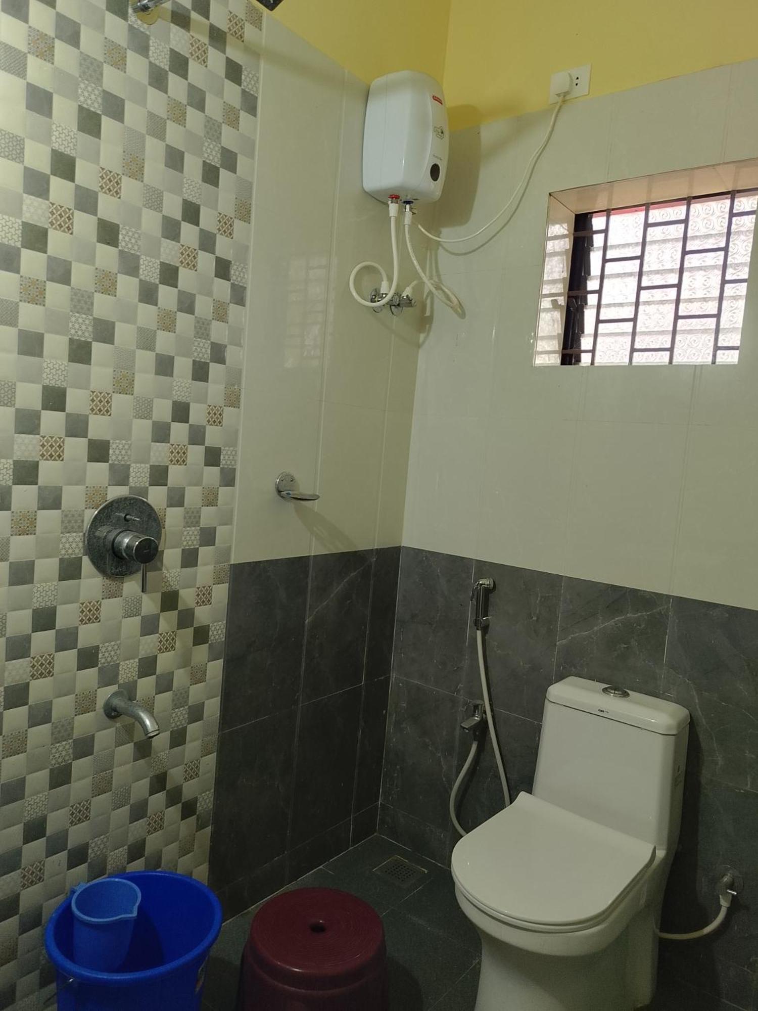 One Love Guest House Morjim Buitenkant foto